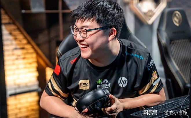 Uzi新星问鼎冠军表现惊艳,巴塞罗那未来可期!的简单介绍 Uzi新星问鼎冠军表现惊艳,巴塞罗那未来可期!的简单介绍